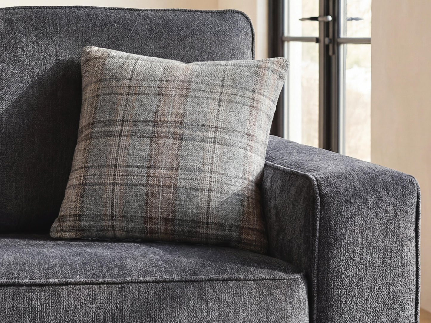 Auburndale Furniture Outlet - Ashley Furniture - Dawnworth Pillows - Pillow (4/CS) - A1001183
