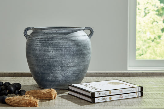 Auburndale Furniture Outlet - Ashley Furniture - Meadie Vase - Vase / Distressed Black - A2000791
