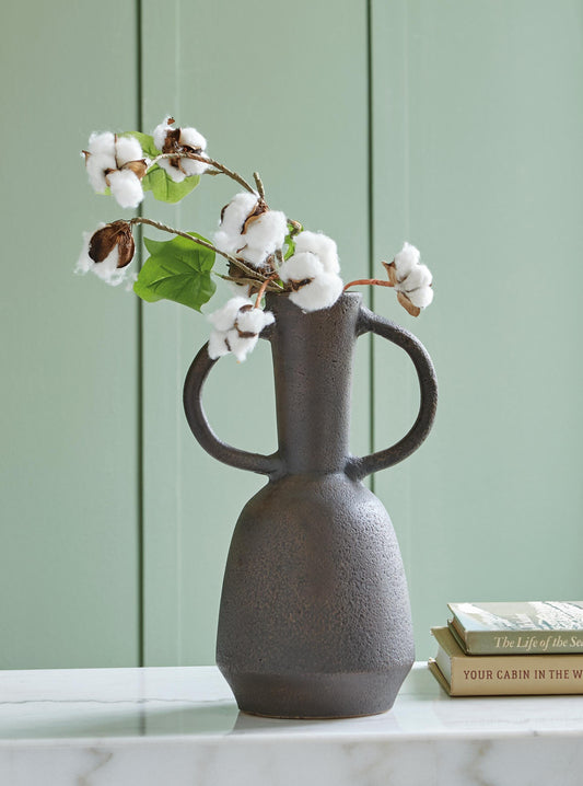 Auburndale Furniture Outlet - Ashley Furniture - Aadeen Vase - Vase - A2000673