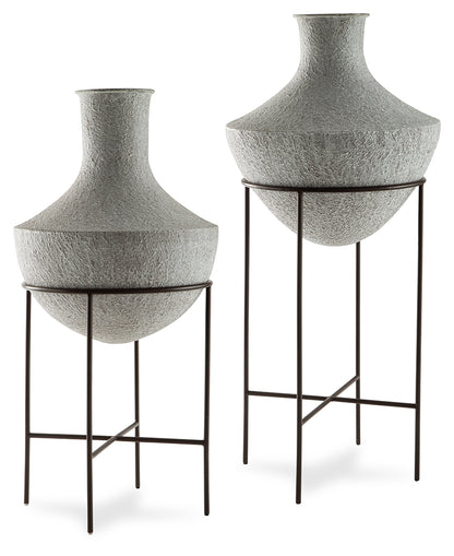 Auburndale Furniture Outlet - Ashley Furniture - Estonbank Vase - Vase Set / Distressed Cream - A2000748A1