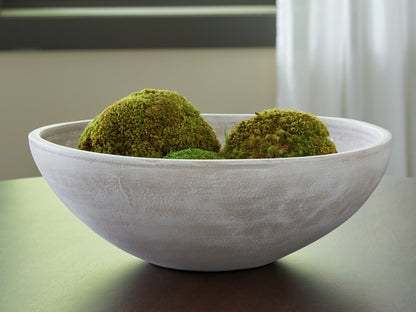Auburndale Furniture Outlet - Ashley Furniture - Meadie Bowl - Bowl / Distressed White - A2000789