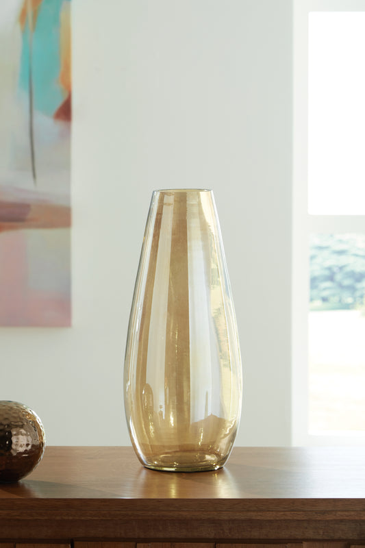 Auburndale Furniture Outlet - Ashley Furniture - Rhettman Vase - Vase / Amber - A2900005