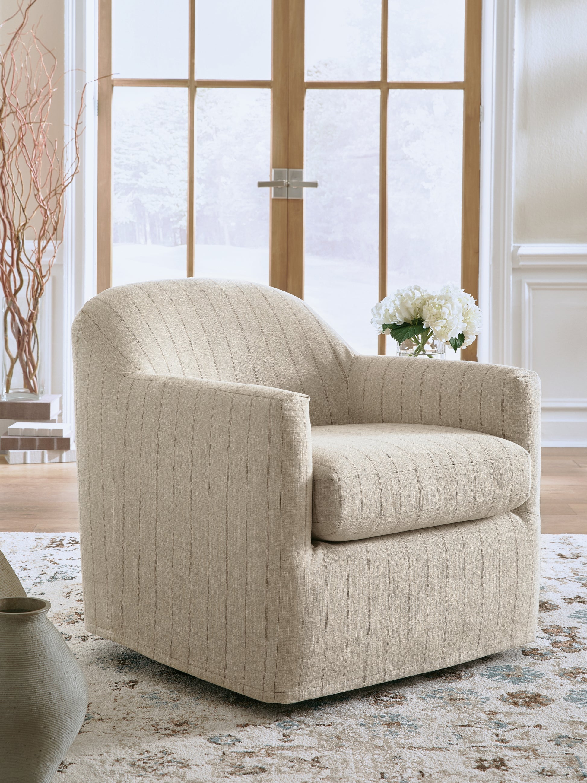 Auburndale Furniture Outlet - Ashley Furniture - Valwick Swivel Accent Chair - Swivel Accent Chair - A3000817