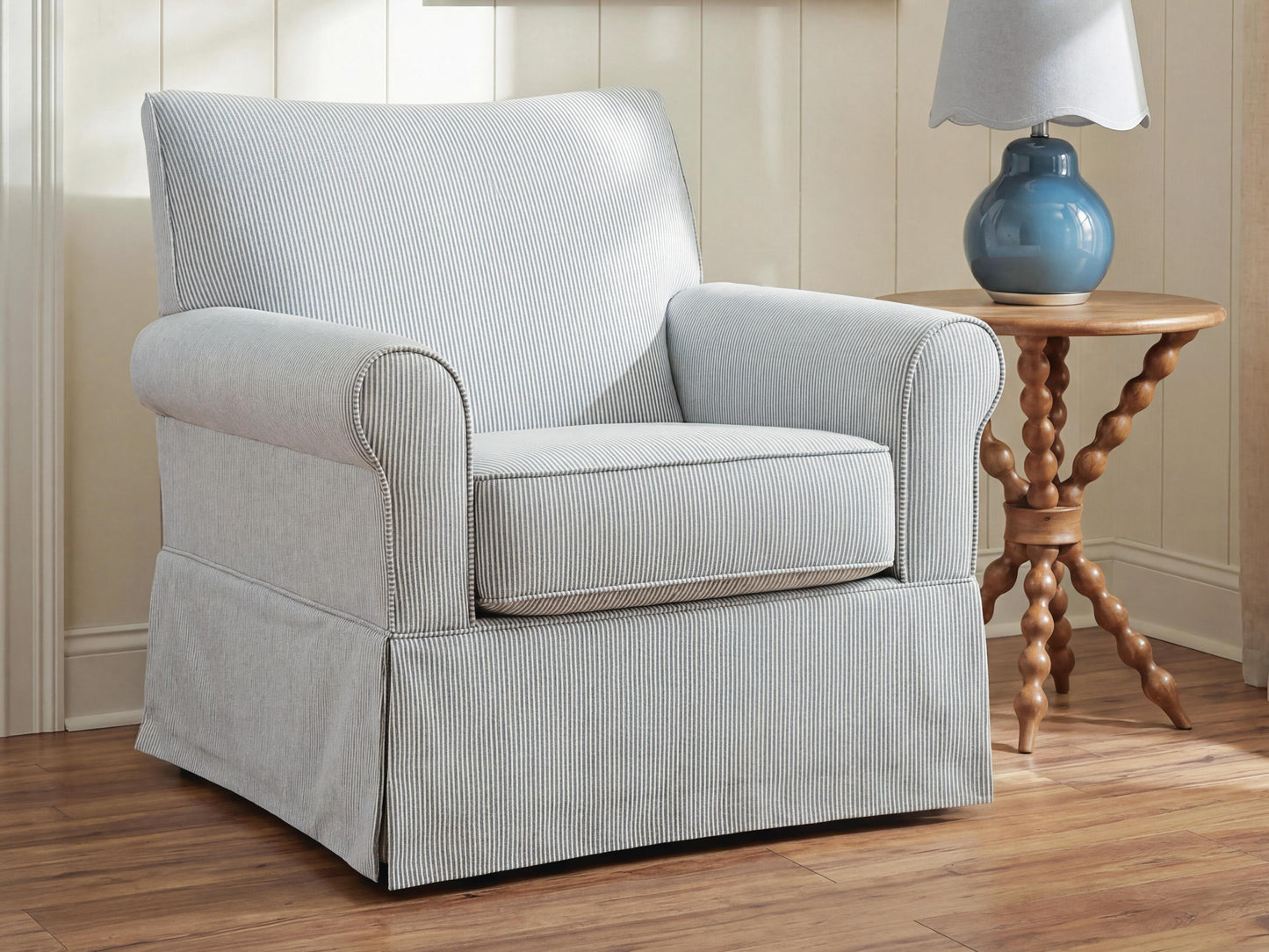 Auburndale Furniture Outlet - Ashley Furniture - Searcy Swivel Glider Accent Chair - Swivel Glider Accent Chair - A3000853