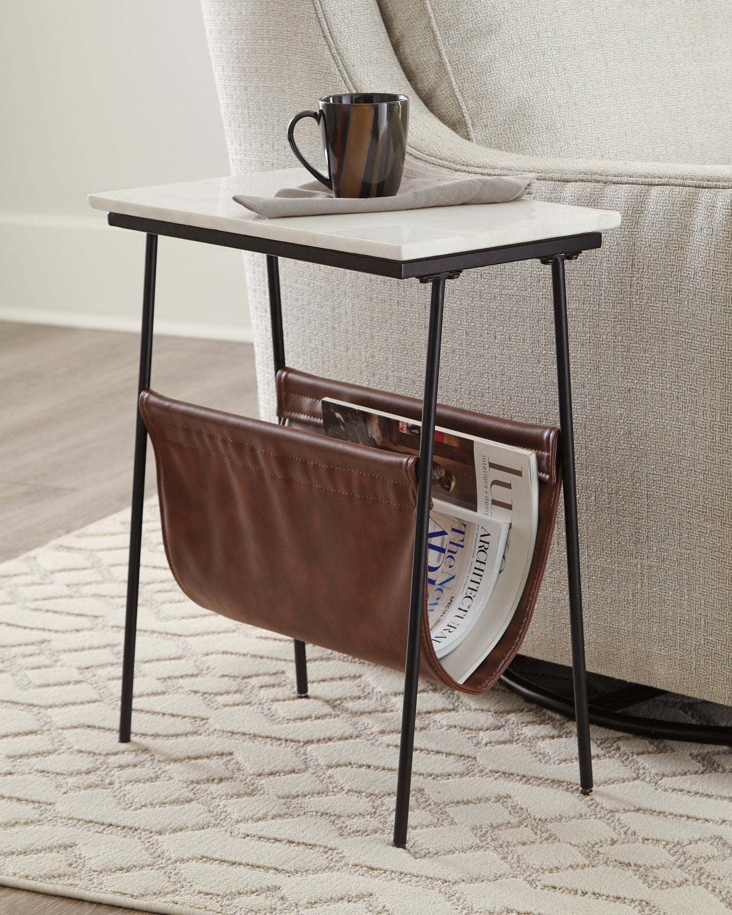 Auburndale Furniture Outlet - Ashley Furniture - Etanbury Accent Table - Accent Table / Brown/Black/White - A4000254