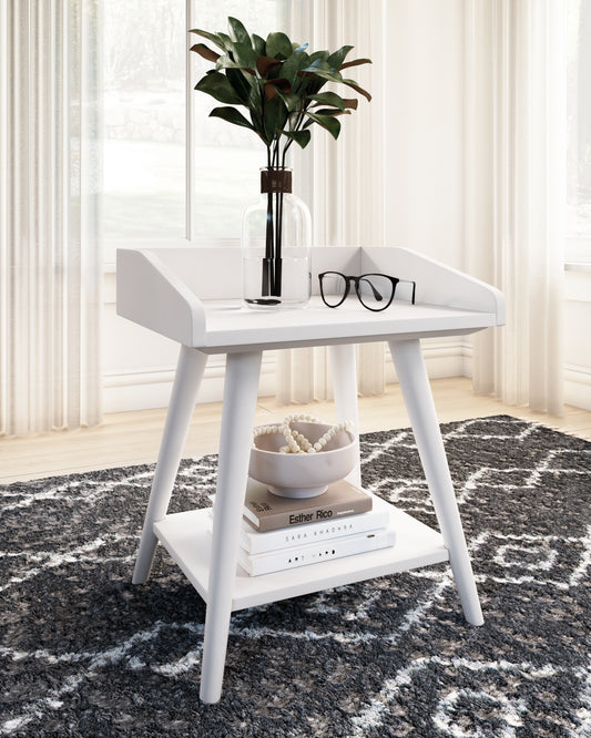 Auburndale Furniture Outlet - Ashley Furniture - Blariden Accent Table - Accent Table / White - A4000367