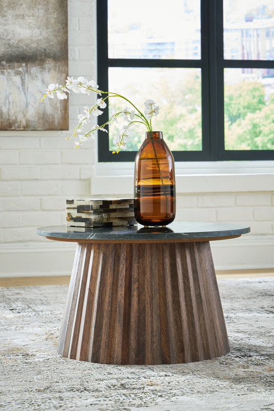 Auburndale Furniture Outlet - Ashley Furniture - Ceilby Accent Coffee Table - Accent Cocktail Table / Black/Brown - A4000601