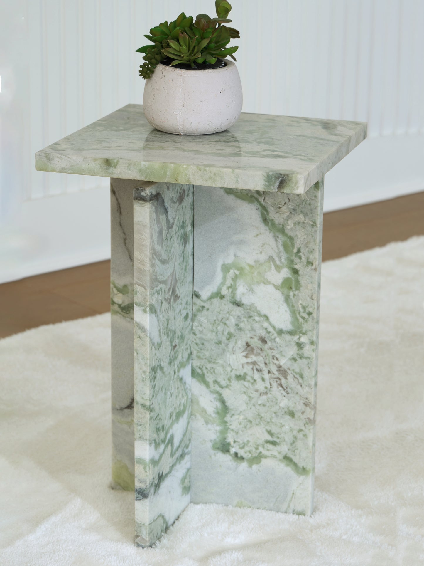 Auburndale Furniture Outlet - Ashley Furniture - Deaconwell Accent Table - Accent Table / White/Green - A4000648