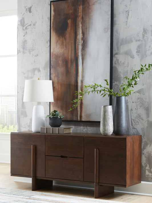 Auburndale Furniture Outlet - Ashley Furniture - Kydler Accent Cabinet - Accent Cabinet / Medium Brown - A4000678