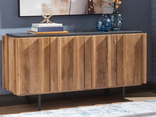 Auburndale Furniture Outlet - Ashley Furniture - Quintavious Accent Cabinet - Accent Cabinet / Brown/Charcoal - A4000685