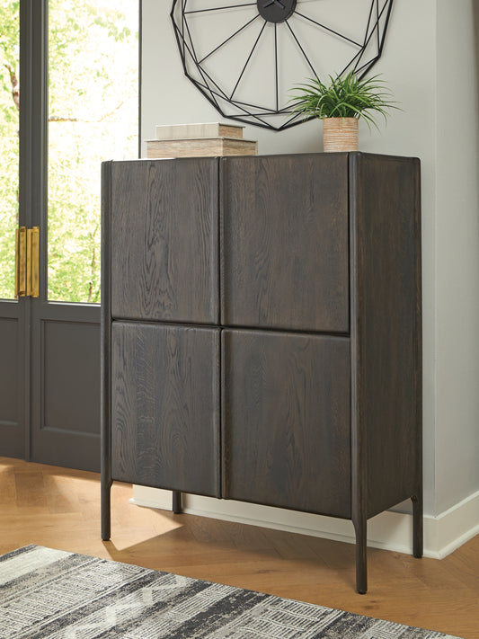 Auburndale Furniture Outlet - Ashley Furniture - Orsonal Accent Cabinet - Accent Cabinet / Espresso Brown - A4000686