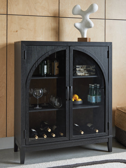 Auburndale Furniture Outlet - Ashley Furniture - Armenleigh Accent Cabinet - Bar Cabinet / Black/Brown - A4000702