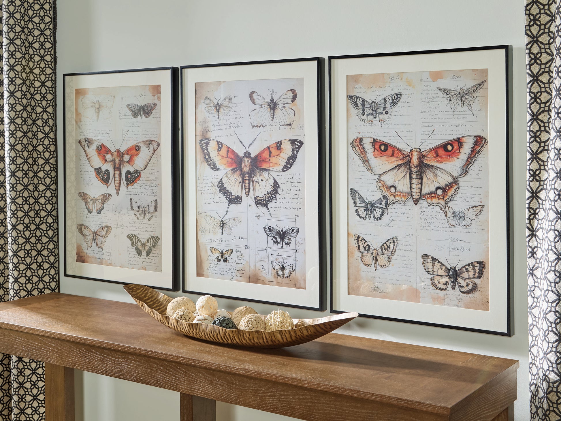 Auburndale Furniture Outlet - Ashley Furniture - Jossletts Wall Decor - Wall Art Set (3/CN) / Orange/Black/Ivory - A8000490