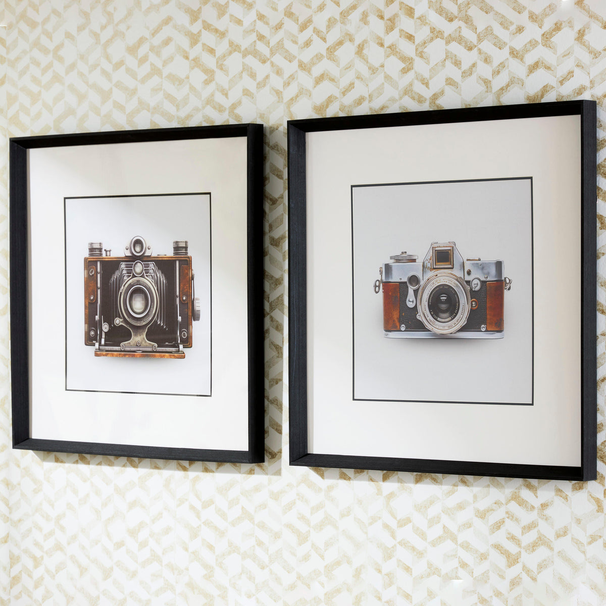 Auburndale Furniture Outlet - Ashley Furniture - Dirkgrove Wall Decor - Wall Art Set (Set of 2) - A8000549