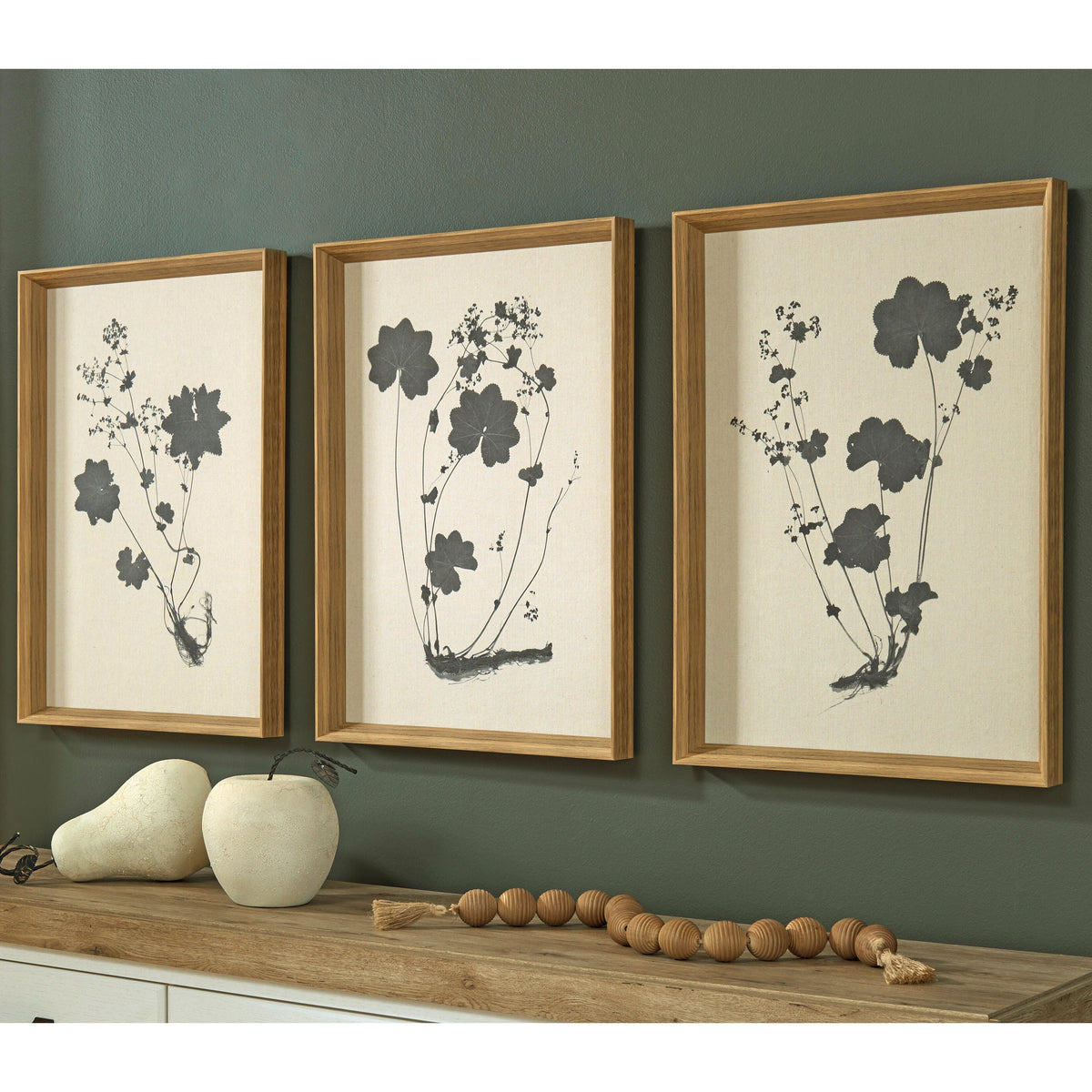 Auburndale Furniture Outlet - Ashley Furniture - Huddwick Wall Decor - Wall Art Set (3/CN) - A8000559