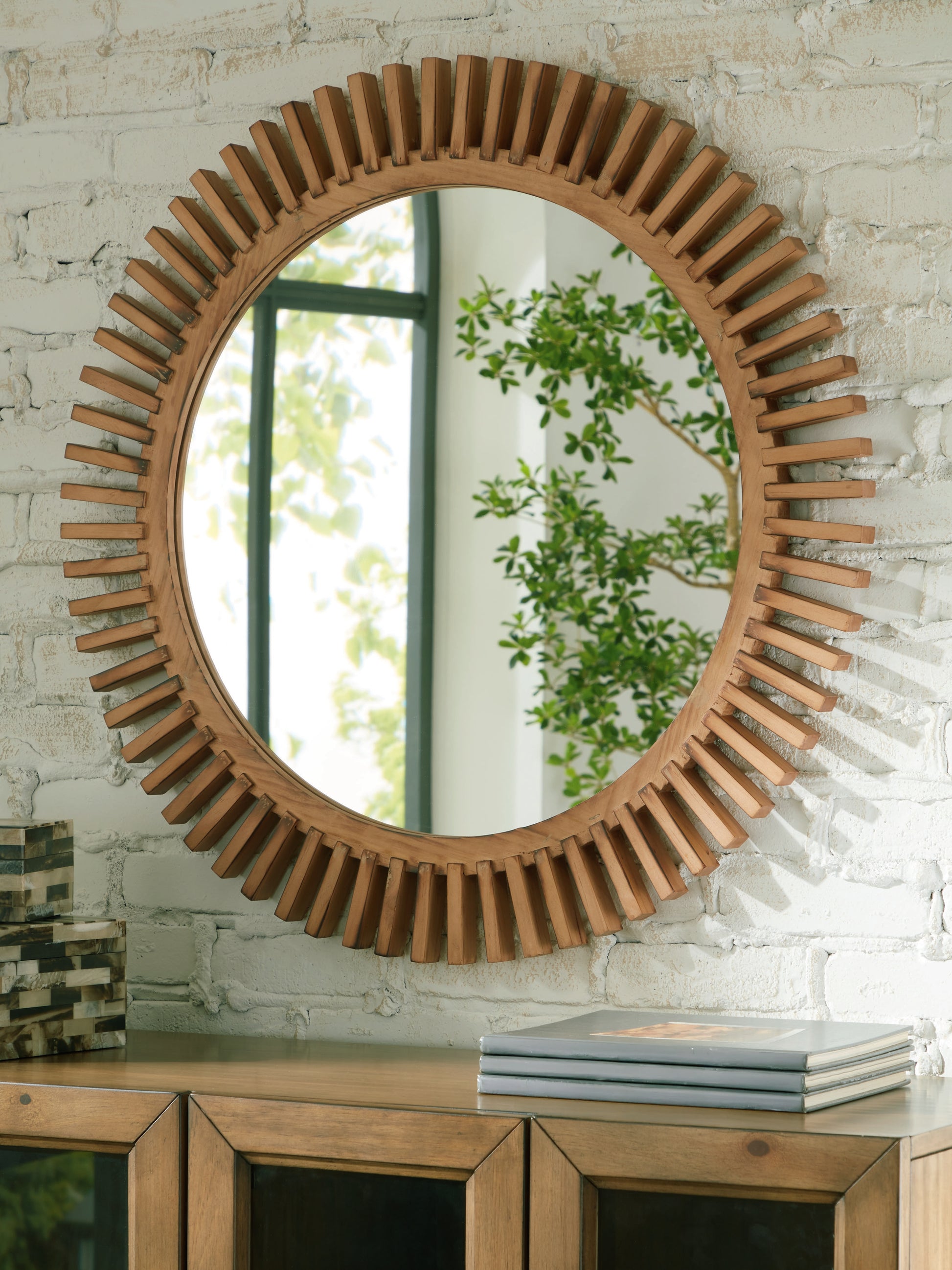 Auburndale Furniture Outlet - Ashley Furniture - Tedwell Mirror - Accent Mirror / Brown - A8010410