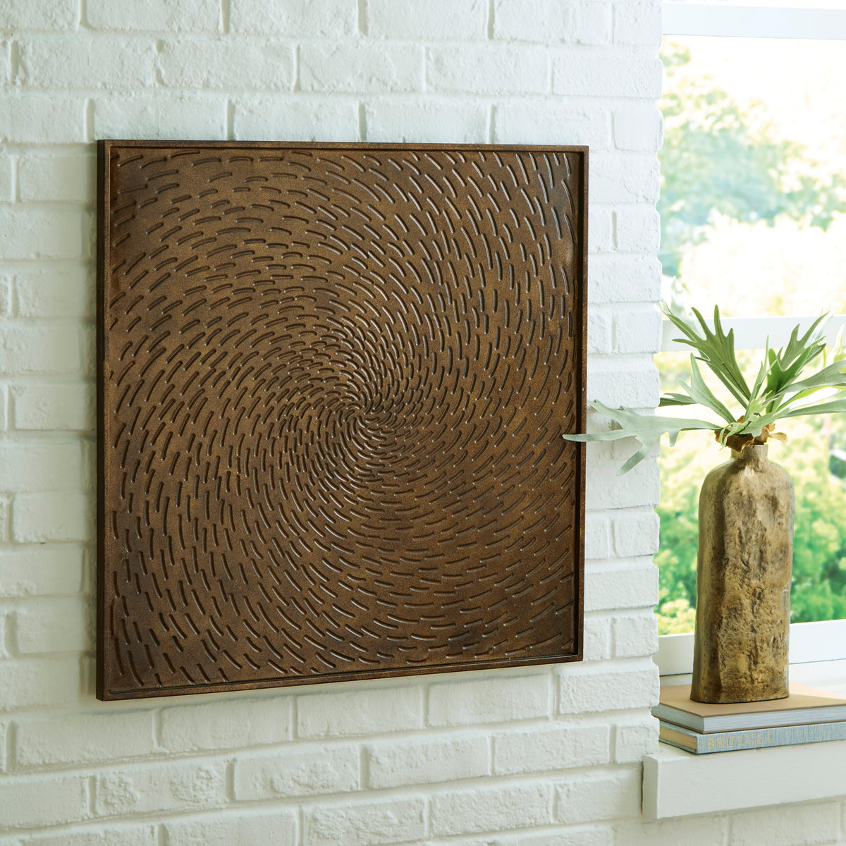 Auburndale Furniture Outlet - Ashley Furniture - Dullter Wall Decor - Wall Decor - A8010468