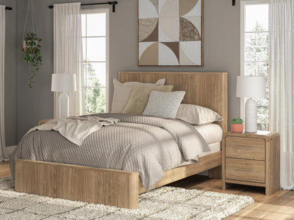 Auburndale Furniture Outlet - Ashley Furniture - Gramburg Bedroom - Queen Panel Bed / Warm Natural Brown - PCB1121B4