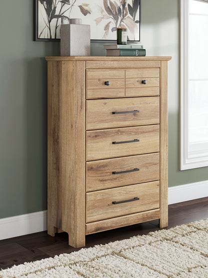 Auburndale Furniture Outlet - Ashley Furniture - Makidern Bedroom - Five Drawer Chest / Tan - PCB1170-46
