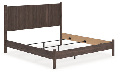 Auburndale Furniture Outlet - Ashley Furniture - Pamytta Bedroom - King Panel Bed / Brown - PCB2614B26
