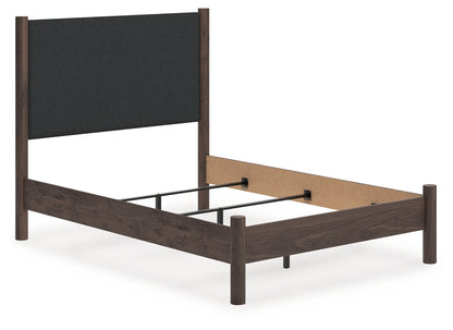Auburndale Furniture Outlet - Ashley Furniture - Pamytta Bedroom - Full Upholstered Panel Bed / Brown - PCB2614B22