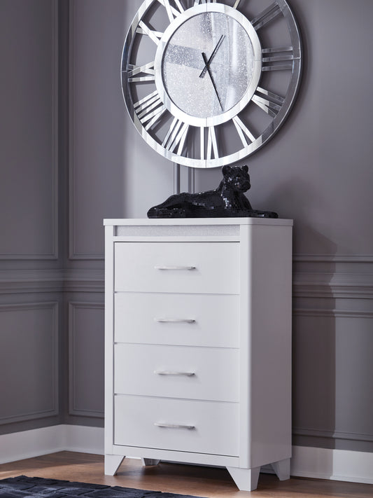 Auburndale Furniture Outlet - Ashley Furniture - Jarlee Bedroom - Dresser / White - PCB392-31