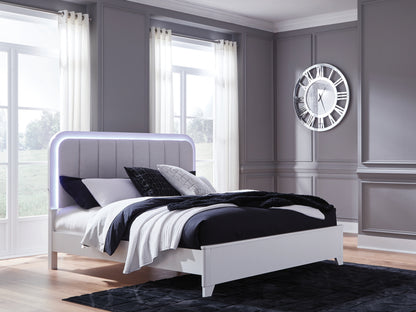 Auburndale Furniture Outlet - Ashley Furniture - Jarlee Bedroom - California King Upholstered Panel Bed / White - PCB392B5