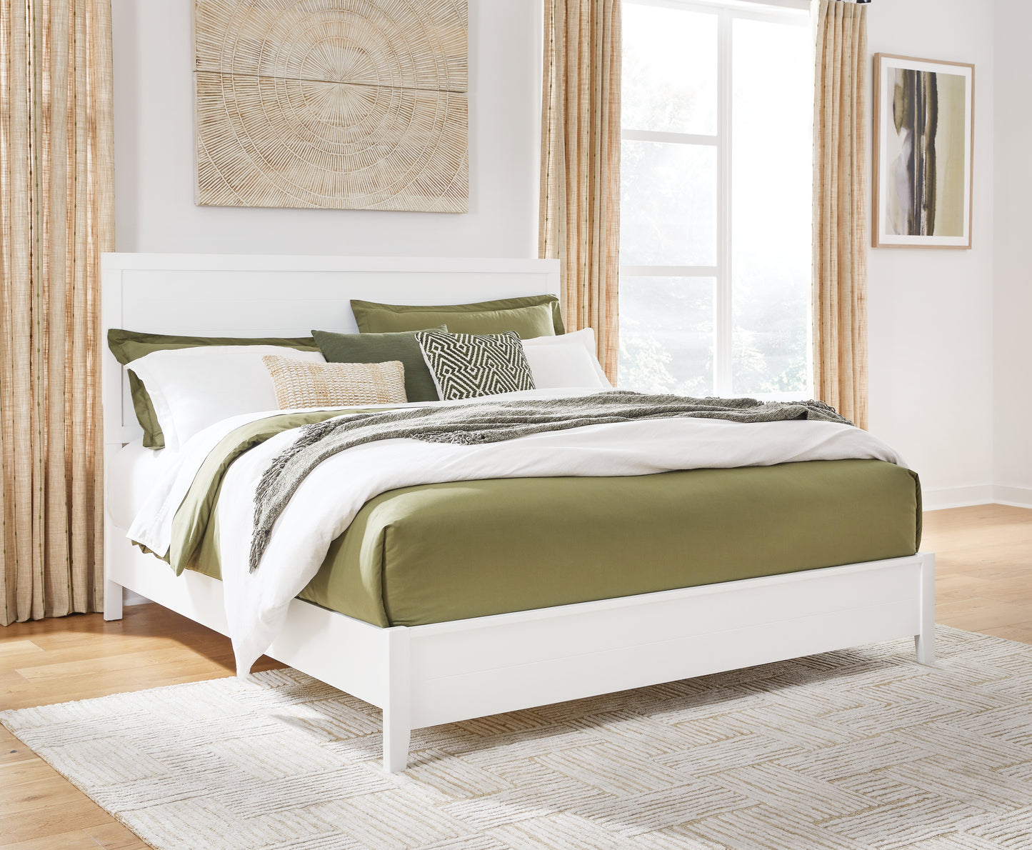 Auburndale Furniture Outlet - Ashley Furniture - Binterglen Bedroom - California King Panel Bed / White - B427B9