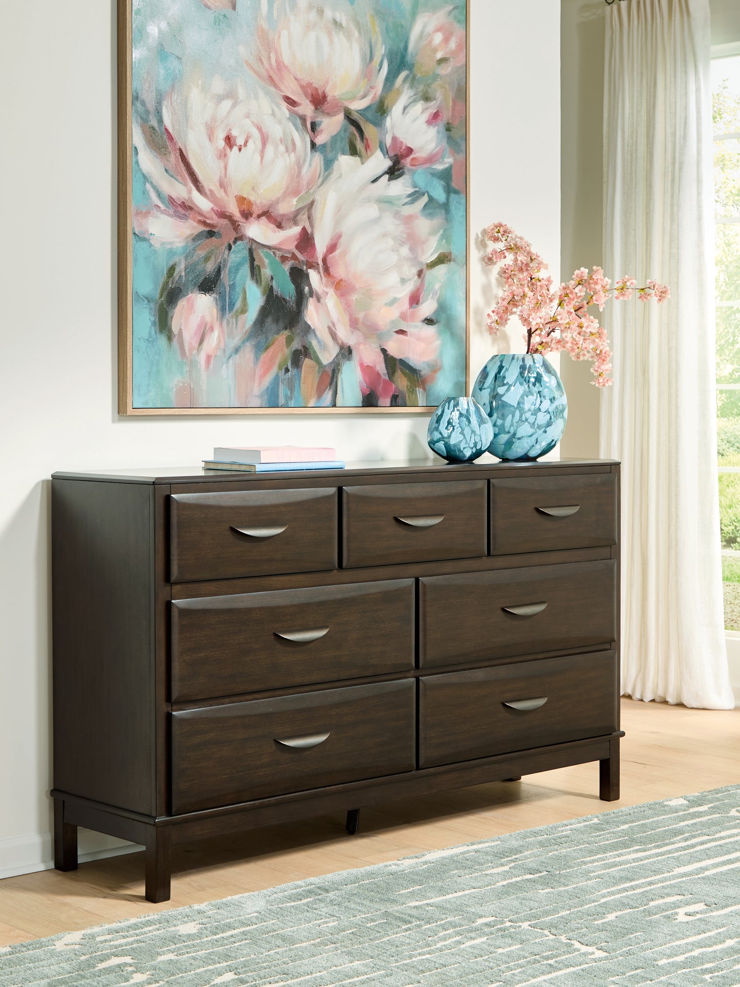 Auburndale Furniture Outlet - Ashley Furniture - Vanmore Bedroom - Dresser / Dark Brown - B479-31