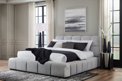 Auburndale Furniture Outlet - Ashley Furniture - Grendusk Bedroom - Queen Upholstered Bed / Light Gray - PCB584B1