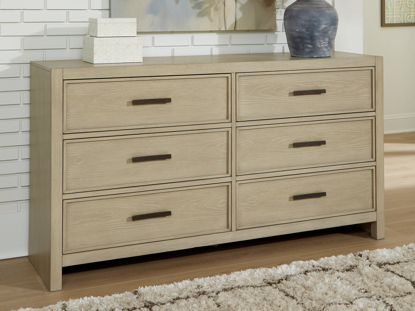 Auburndale Furniture Outlet - Ashley Furniture - Calmoro Bedroom - Dresser - B602-31