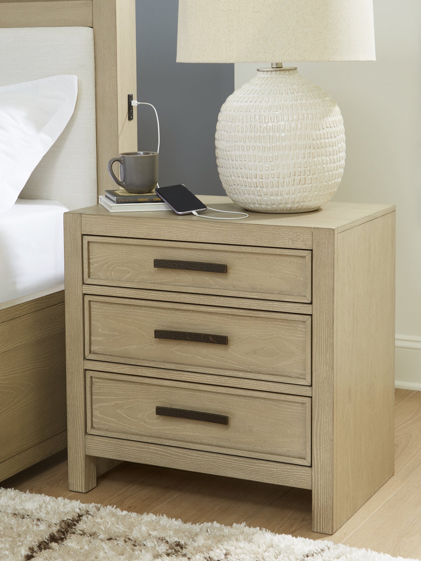 Auburndale Furniture Outlet - Ashley Furniture - Calmoro Bedroom - Three Drawer Night Stand / Gray - B602-93
