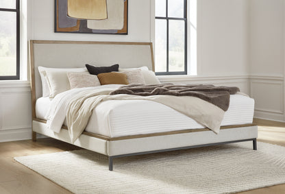 Auburndale Furniture Outlet - Ashley Furniture - Tomtyn Bedroom - Queen Upholstered Bed / Light Brown - B622B2