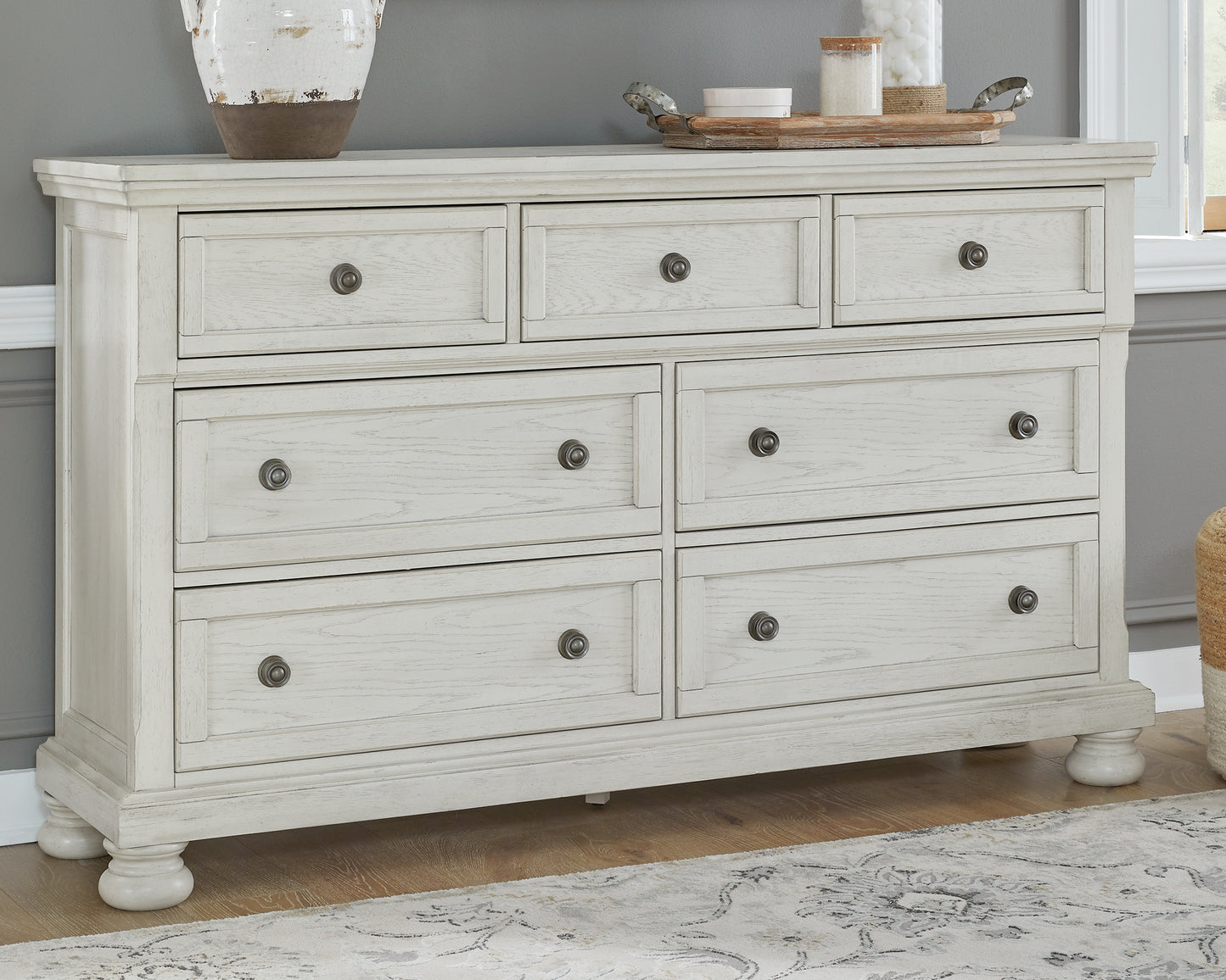 Auburndale Furniture Outlet - Ashley Furniture - Robbinsdale Bedroom - Dresser / Antique White - B742-31