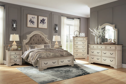 Auburndale Furniture Outlet - Ashley Furniture - Realyn Bedroom - Queen Upholstered Storage Bed / Two-tone - B743B18