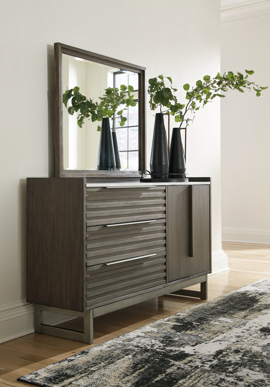 Auburndale Furniture Outlet - Ashley Furniture - Arkenton Bedroom - Dresser / Grayish Brown/White - B786-31