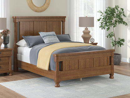 Auburndale Furniture Outlet - Ashley Furniture - Rowlenstown Bedroom - Queen Poster Bed / Brown - PCB824B2