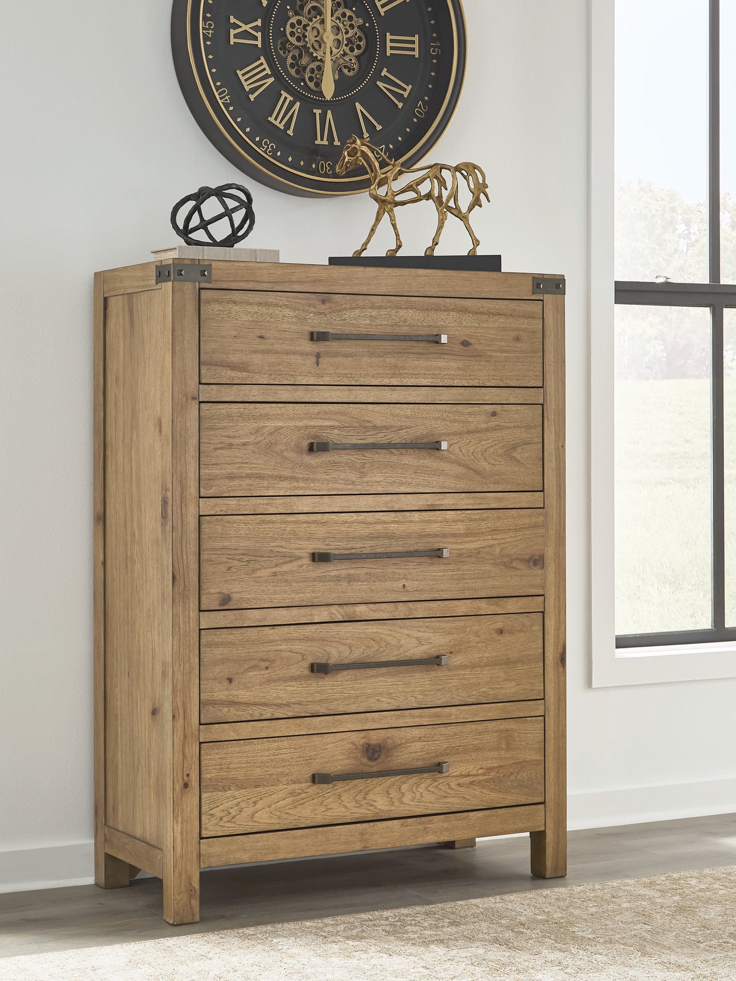 Auburndale Furniture Outlet - Ashley Furniture - Ridgester Bedroom - Five Drawer Chest / Light Brown - B858-46
