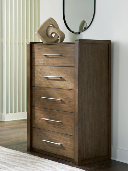 Auburndale Furniture Outlet - Ashley Furniture - Marxmore Bedroom - Five Drawer Chest / Brown - B863-46