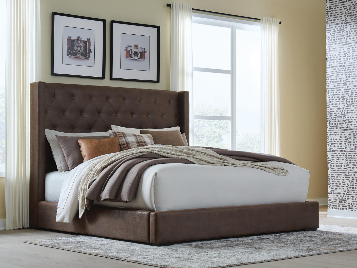 Auburndale Furniture Outlet - Ashley Furniture - Lavernty Bedroom - King Upholstered Storage Bed - PCB9002B2