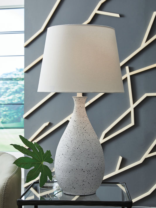 Auburndale Furniture Outlet - Ashley Furniture - Wyattford Lighting - Metal Table Lamp (1/CN) / White/Black - L207614