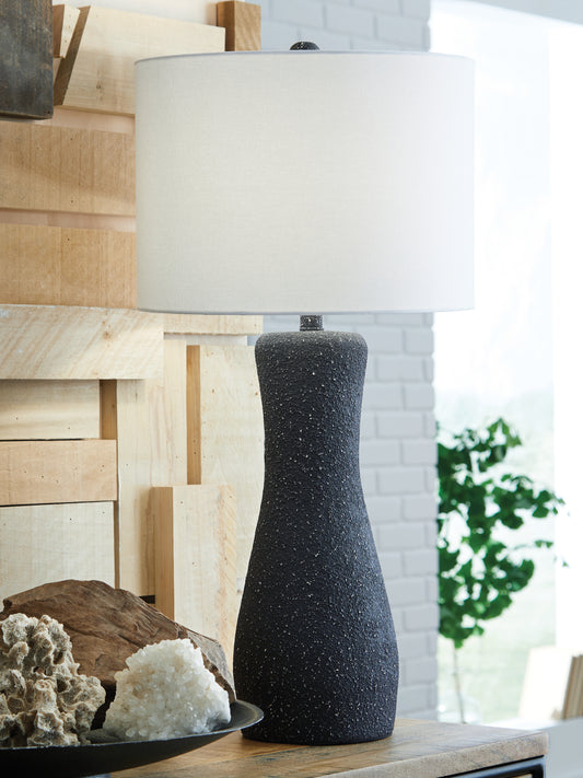 Auburndale Furniture Outlet - Ashley Furniture - Maykins Lighting - Metal Table Lamp (1/CN) / Black - L207634