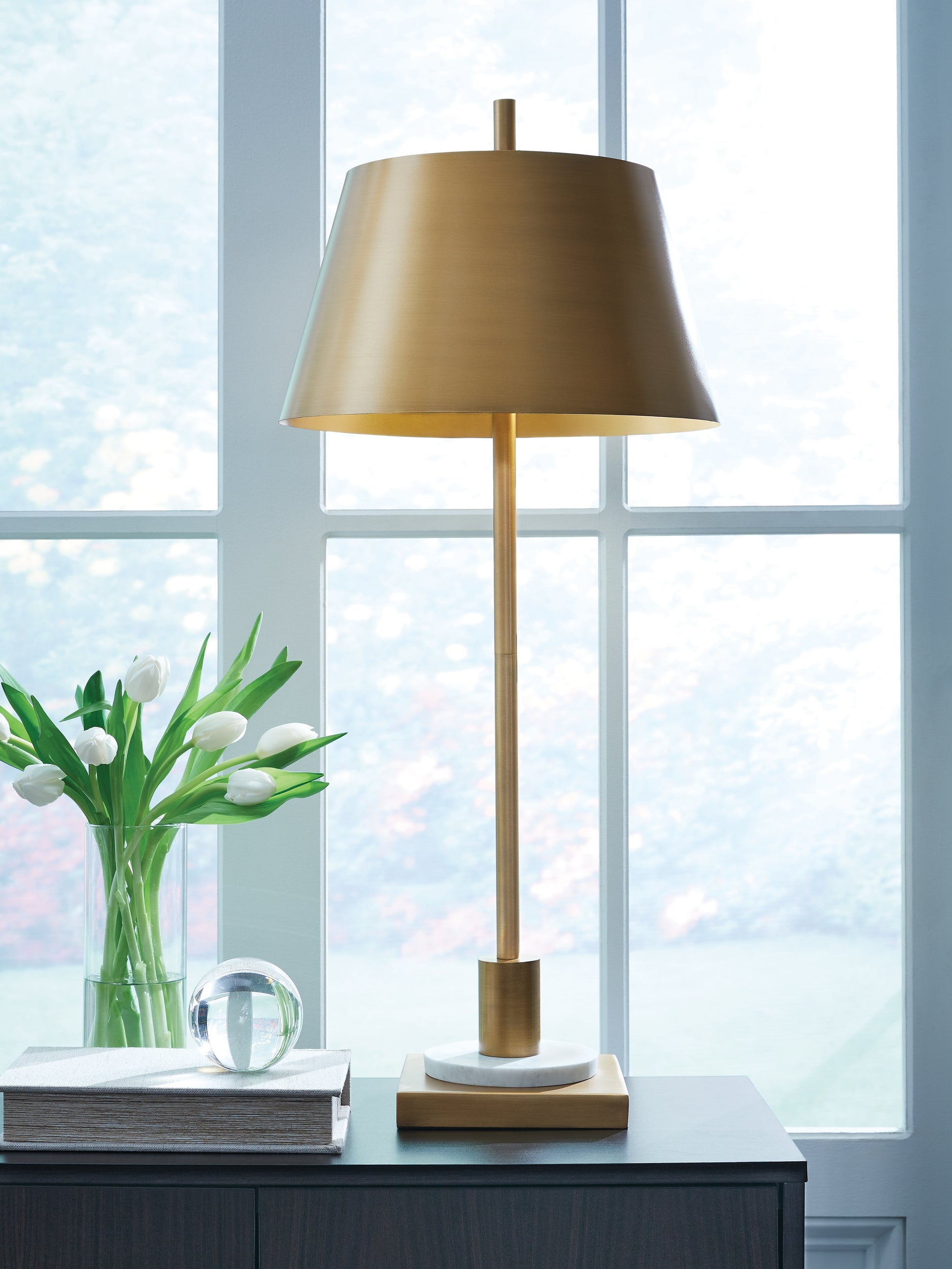 Auburndale Furniture Outlet - Ashley Furniture - Fritzburn Lighting - Metal Table Lamp (1/CN) / Gold Finish/White - L208444