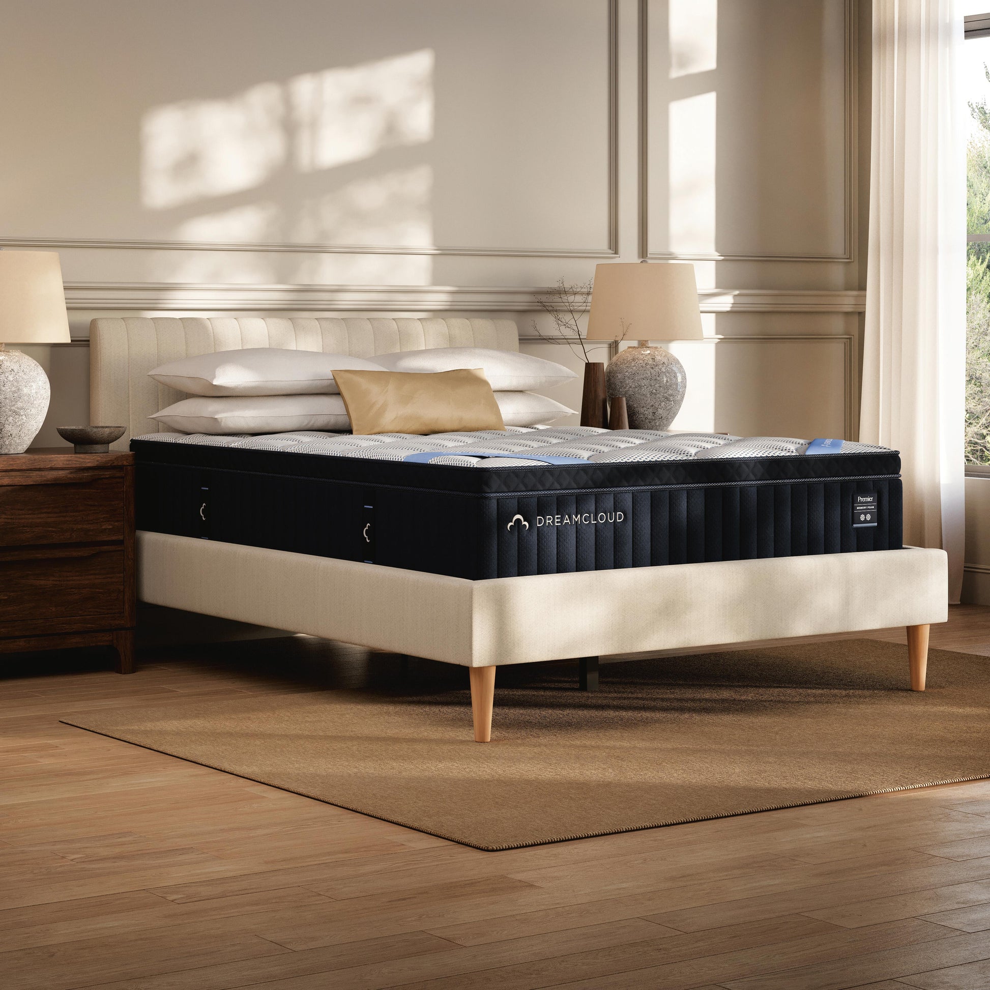 Auburndale Furniture Outlet - Ashley Furniture - Dreamcloud Premier Memory Foam Mattresses - Queen - M12131
