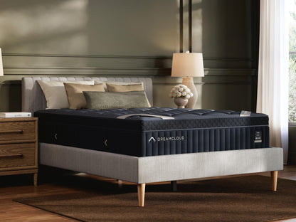 Auburndale Furniture Outlet - Ashley Furniture - DreamCloud Luxe Hybrid Mattresses - Full / White - M13721