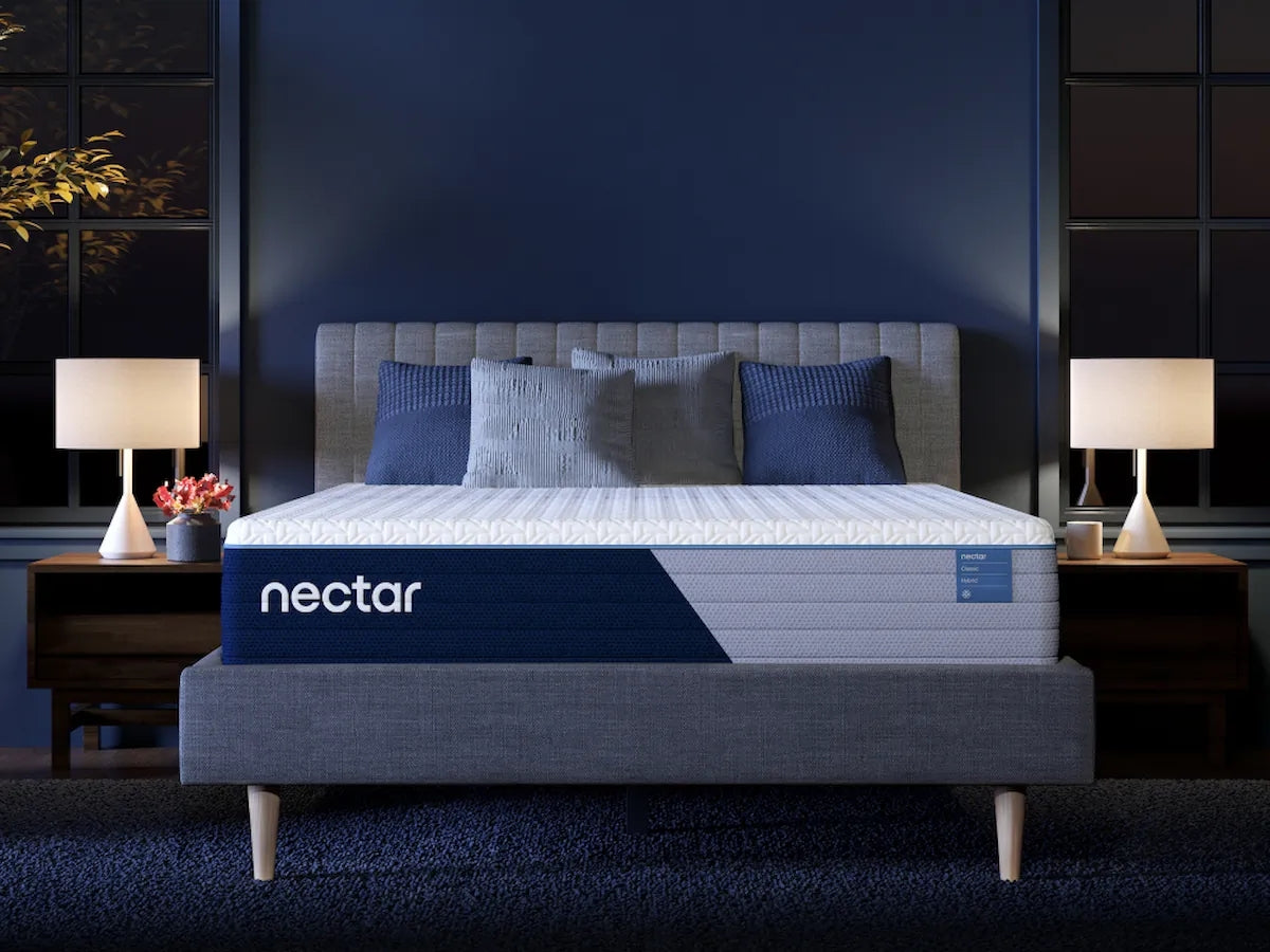 Auburndale Furniture Outlet - Ashley Furniture - Nectar Classic Hybrid 5.1 Mattresses - Twin / White - M14011