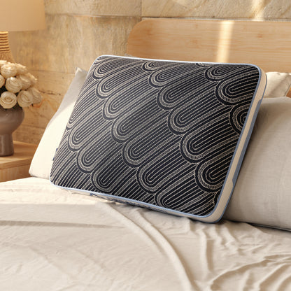 Auburndale Furniture Outlet - Ashley Furniture - DreamCloudTM Premier Pillow (Set of 4) - Pillow (4/CS) - M88905