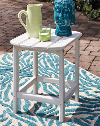 Auburndale Furniture Outlet - Ashley Furniture - Sundown Treasure Outdoor - Rectangular End Table / White - P011-703