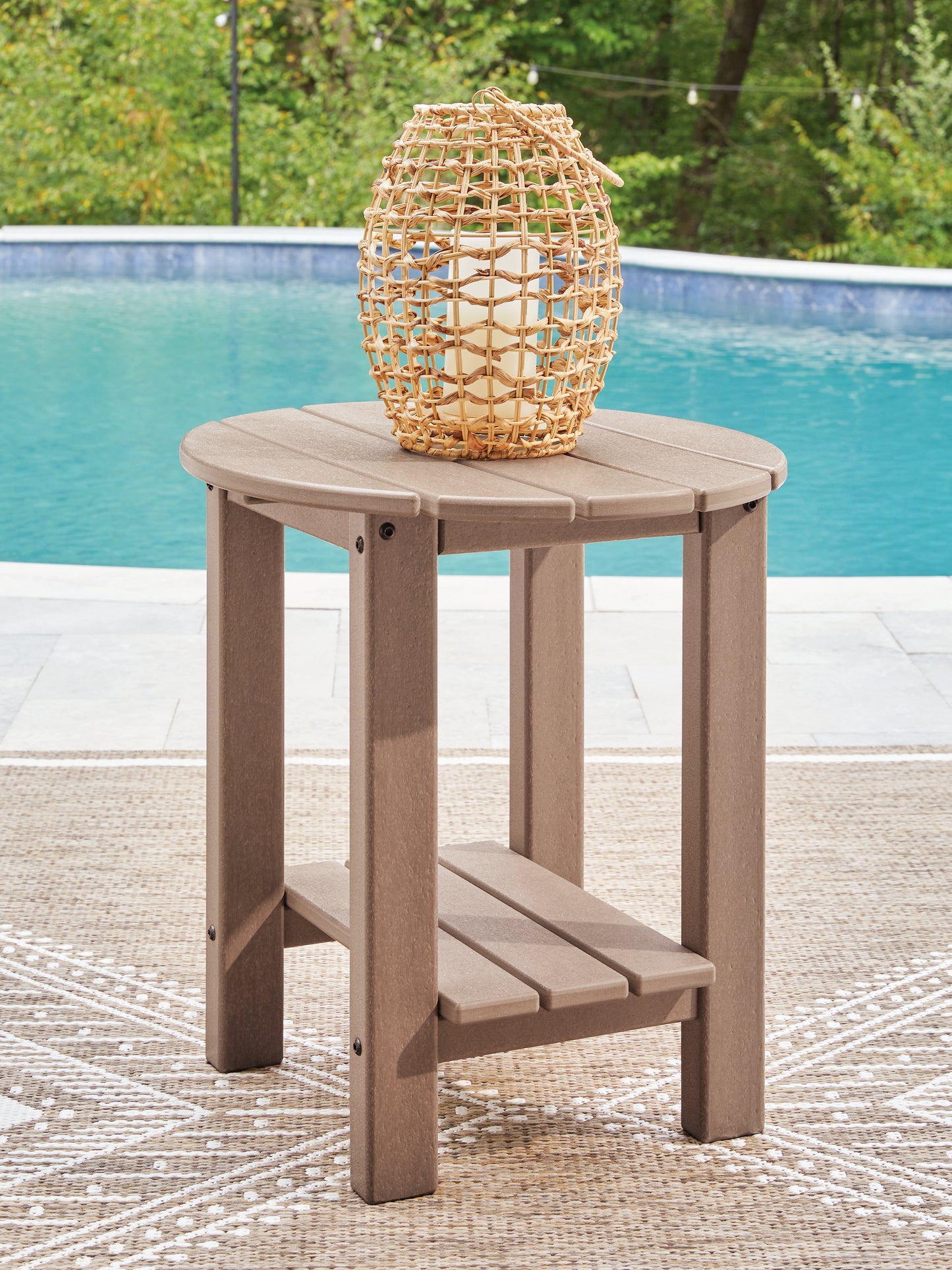 Auburndale Furniture Outlet - Ashley Furniture - Grover Beach Outdoor - Oval End Table / Driftwood - PCP422-706