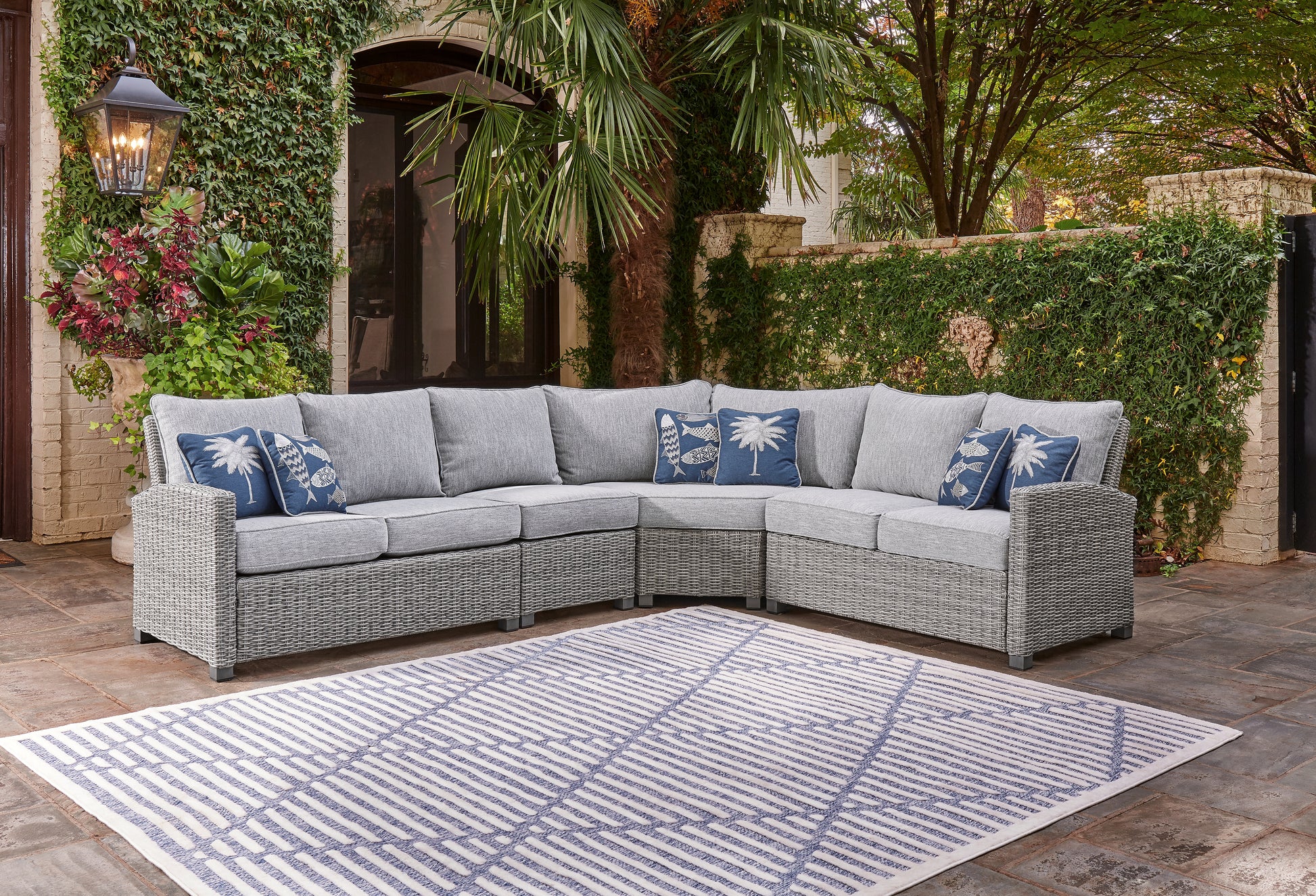 Auburndale Furniture Outlet - Ashley Furniture - Naples Beach Outdoor - 4-Piece Outdoor Sectional / Light Gray - P439P2